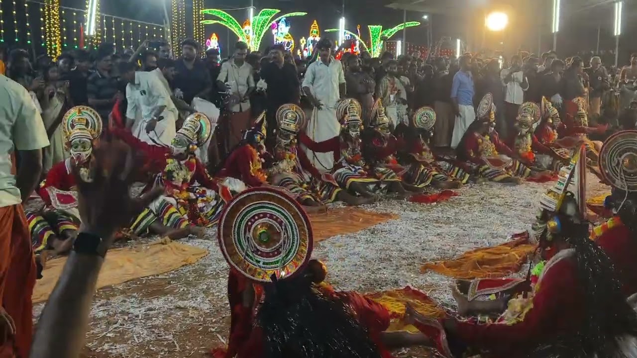 24 Garudan Parava Arangettam at Kothala Elamkavu Devi Temple #kothala #garudan #keralatourism 