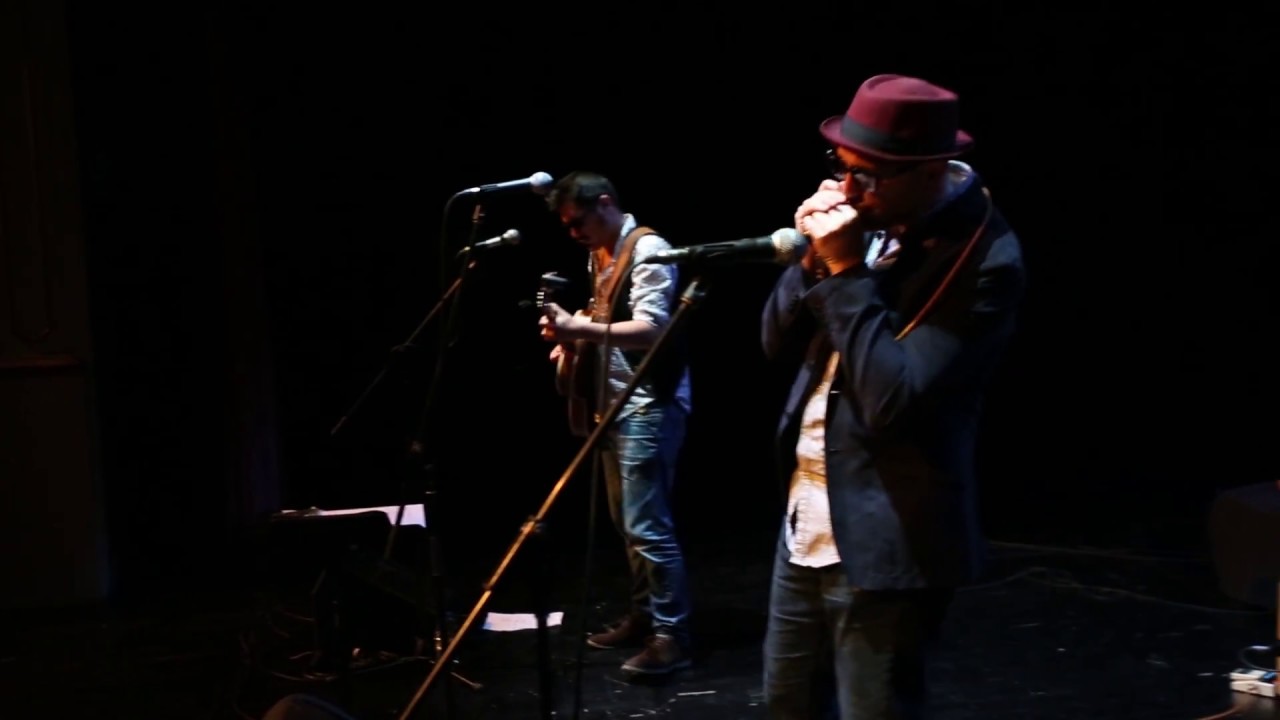 Del Toro Blues band - Looking for a better life