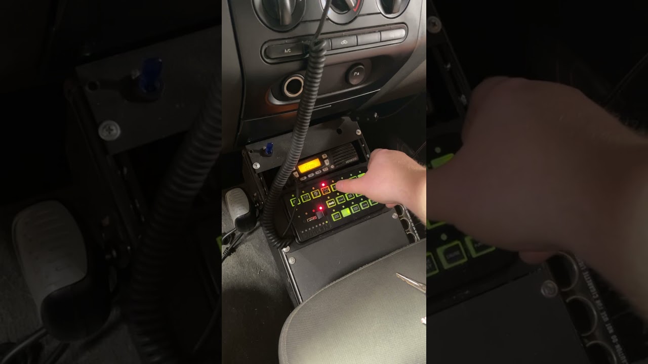 Whelen Cencom Sapphire with rumbler
