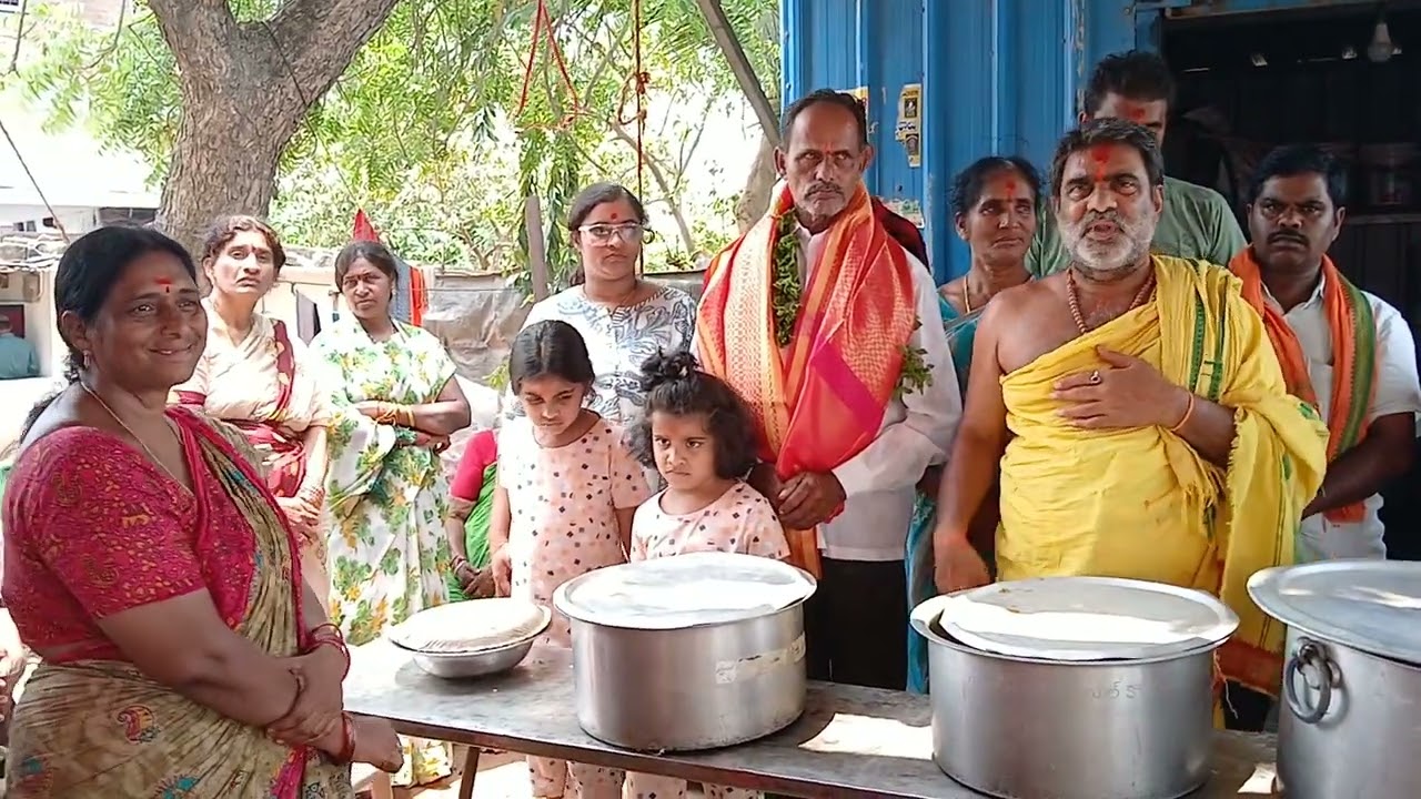 శ్రీ అభయ ఆంజనేయ స్వామి ఆలయంలో అన్నదాన కార్యక్రమం, 15-April-2025