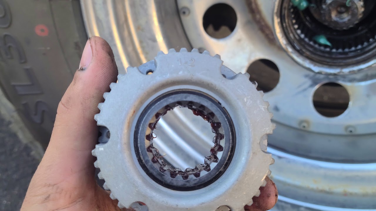 Warn locking hubs install on Dana 44 front axle