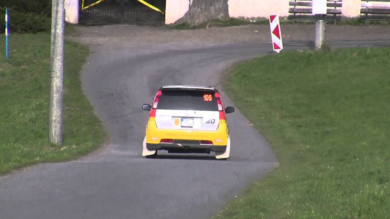 Chrenko - Slamka - Suzuki Ignis Sport - Valašská Rally 2015