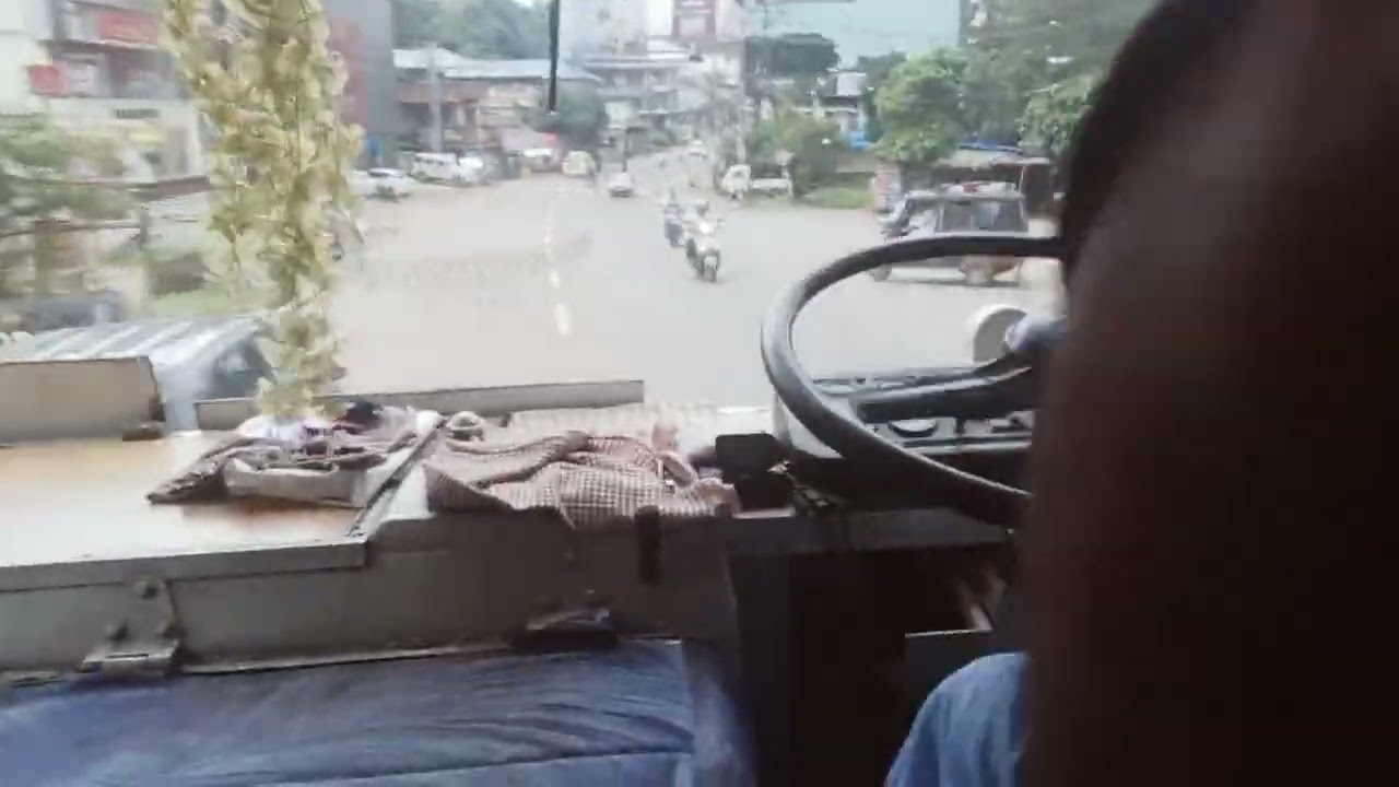 അപ്പൊ ഗായ്സ് പത്ത മ്പതിലേക്ക് ബെസ് കയറി അവിടെ ഇറങ്ങി ഓട്ടോല് പൊവും