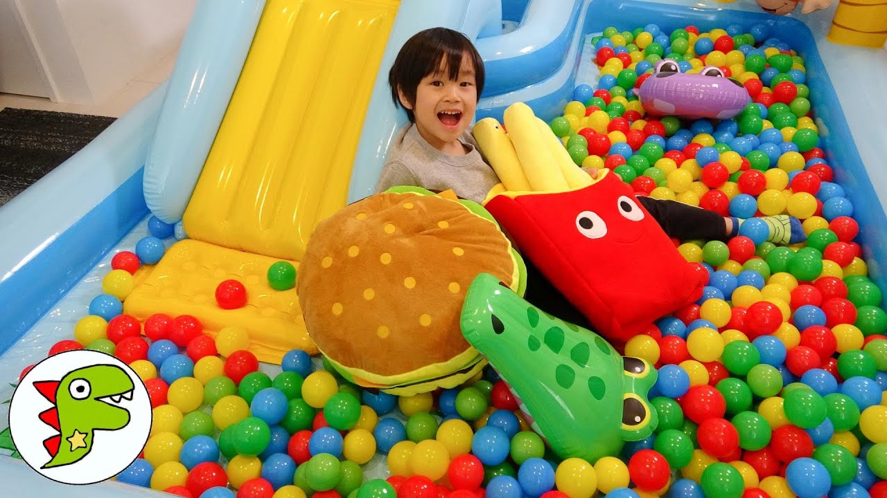 レオくんがぜんぶたべちゃう？トラさんたちがマクドナルドをおとしちゃった！ トイキッズ