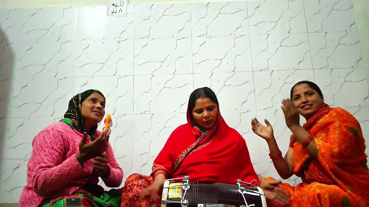 पिया रे सत्संग में जाऊंगी सत्संग बिना मन ना लगे भजन।  #viral #song #kavitakirachna#bhajan #geet #भजन