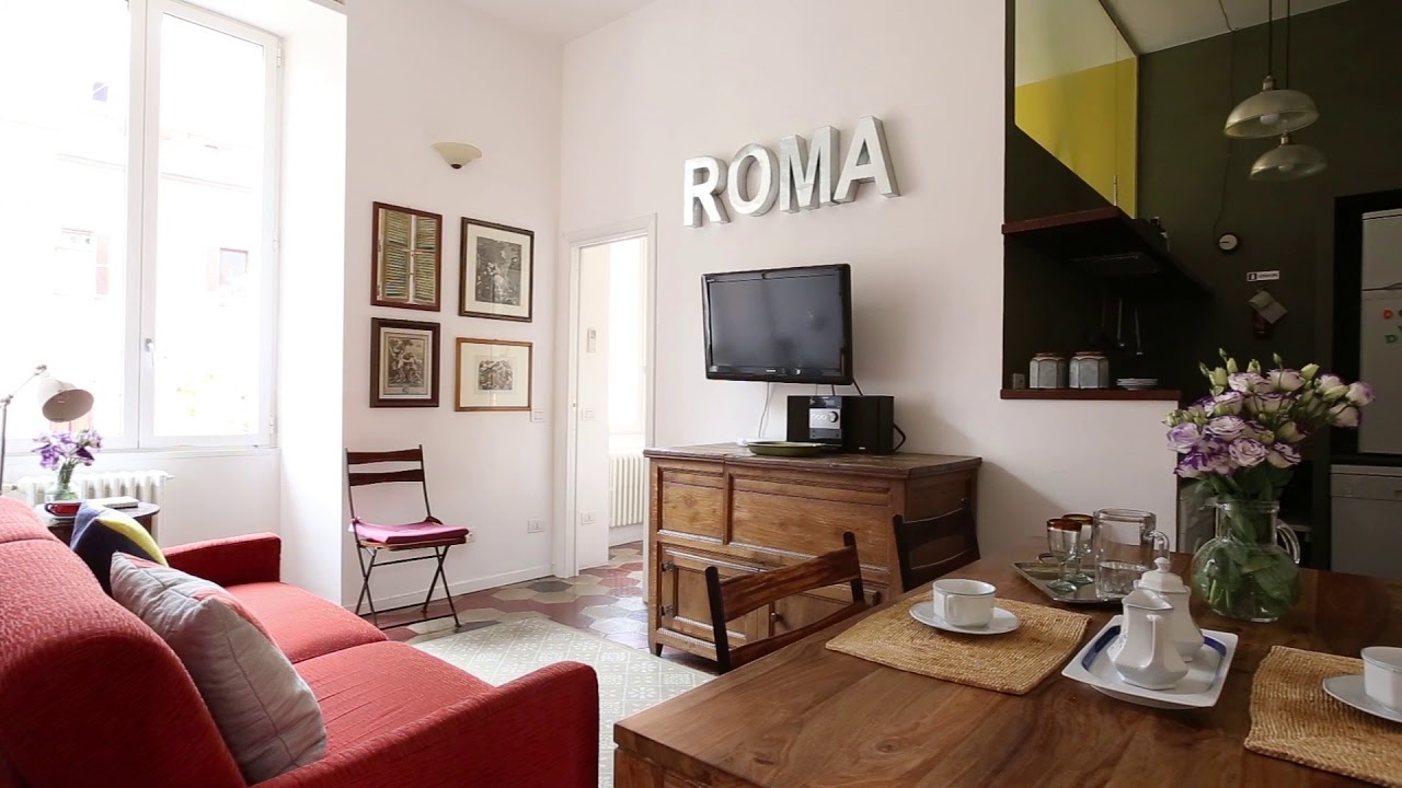 MONTI apartment close to Colosseum