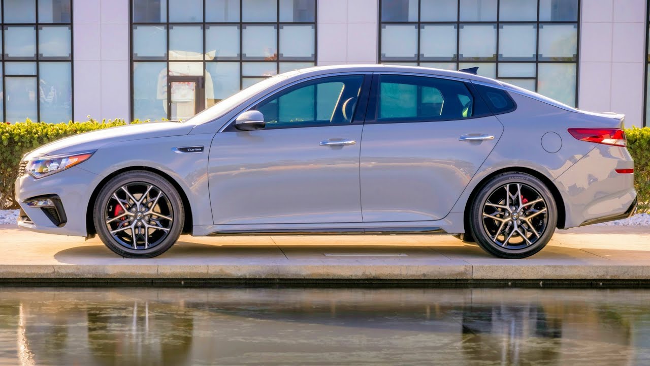 Kia Optima SX and SXL - Redesigned and Brimming with New Tech and Features