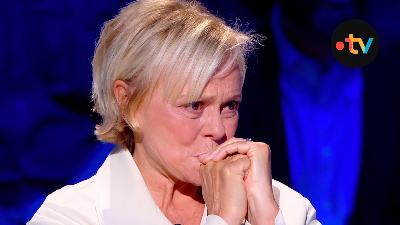 Muriel Robin en PLEURS devant l'hommage de Yoann Guer