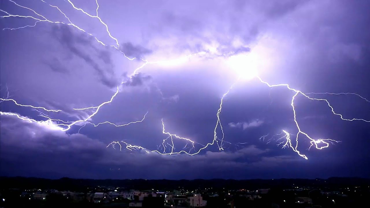 歡迎分享  Super Lightning 彰化八卦山脈 超級閃電慢動作いなびかり 稲光 稲妻 벼락 번개 foudre relámpago молния Blitz