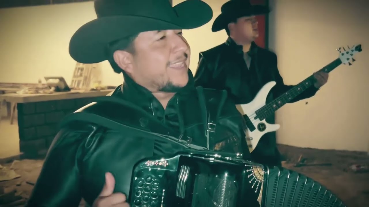 MI VIDA EN VIDA / en vivo /los necios