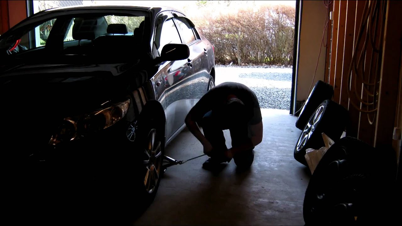 Tire change time lapse