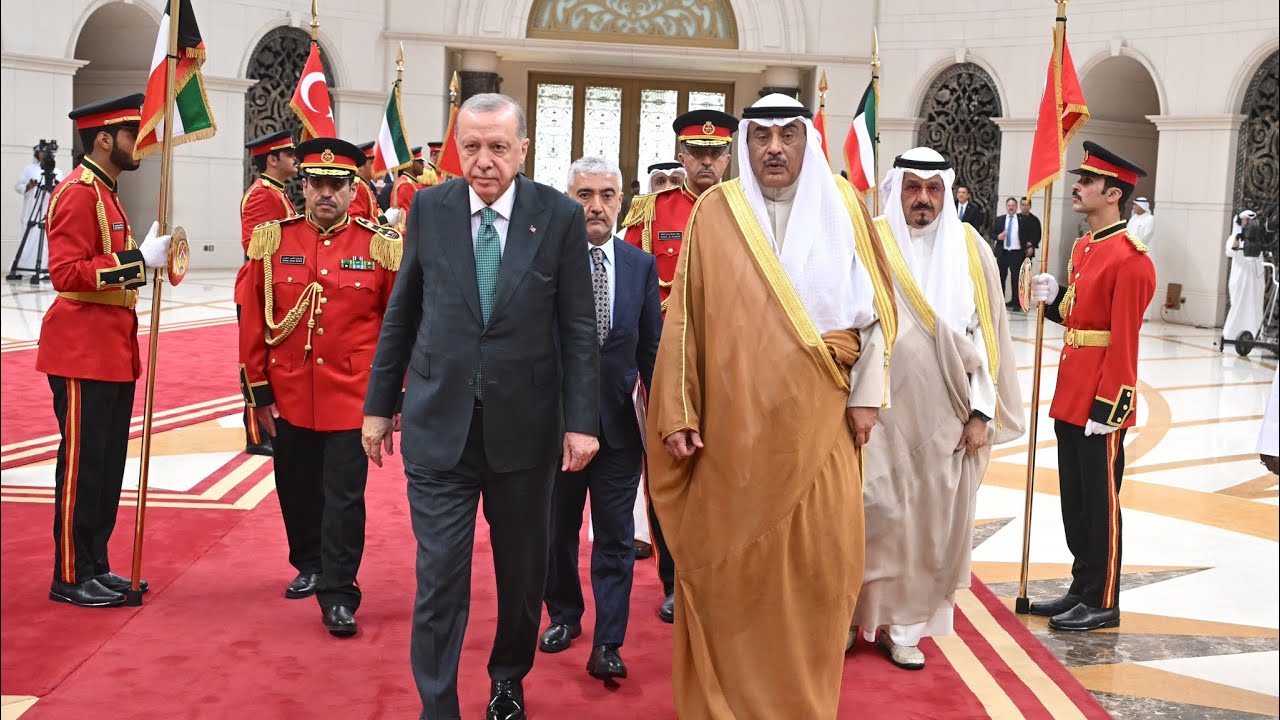 رئيس جمهورية تركيا يغادر البلاد والوفد الرسمي المرافق لفخامته بعد زيارة رسمية