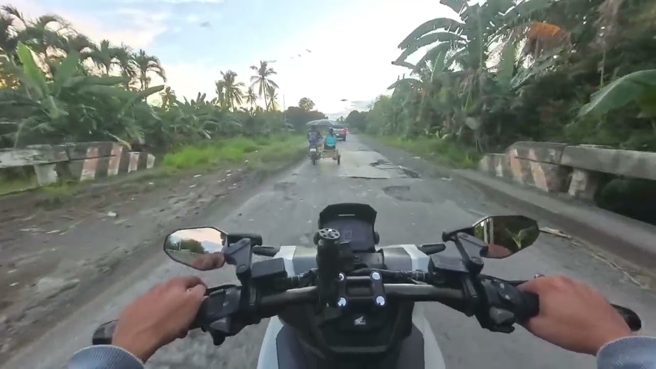 Navigate Quiet Roads in the Countryside