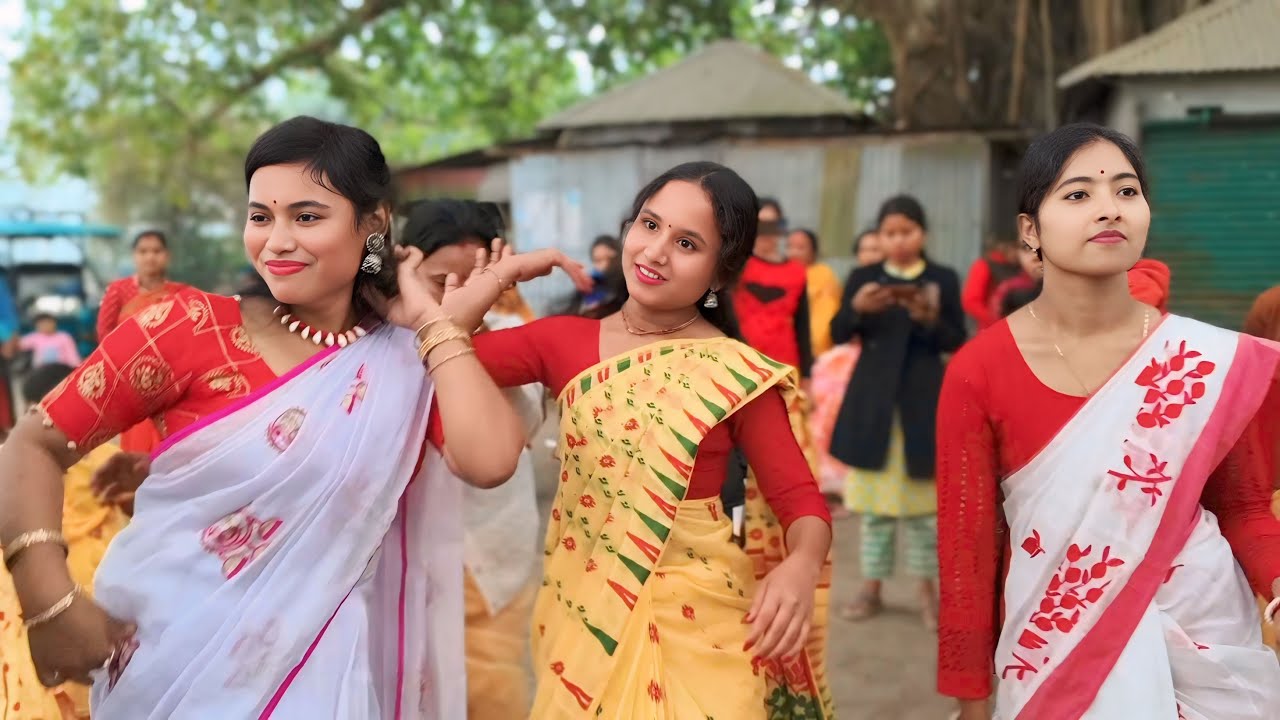 গ্রামের মানুষের আনন্দ গুলো একটু আলাদা রকমেরই হয়  ll WB DJ Music ll