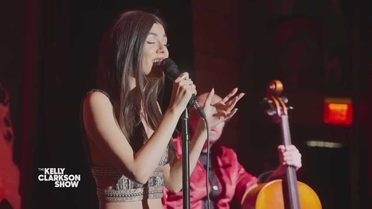 Victoria Justice 