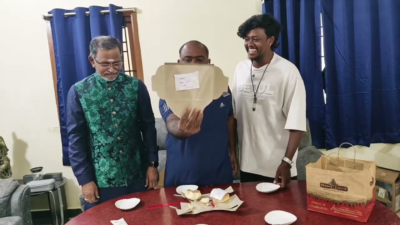 புது வருஷத்துல மீசை மணியை  இப்படியாடா பண்ணுவீங்க 