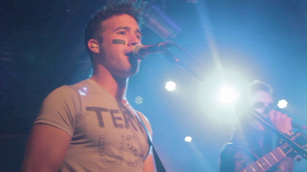 Friday Pilots Club - Gold And Bones (live)