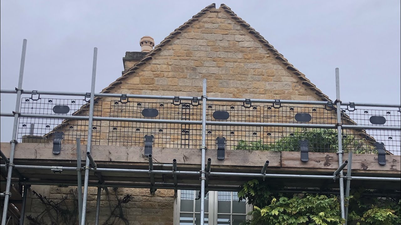 How to point a bradstone/natural stone roofing verge