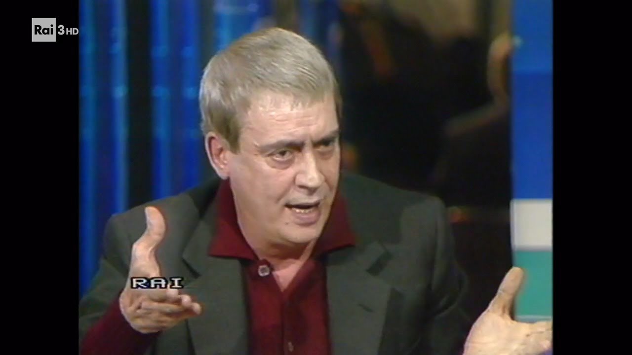 Carmelo Bene e il calcio (Il Processo Del Luned&igrave;, 1986)