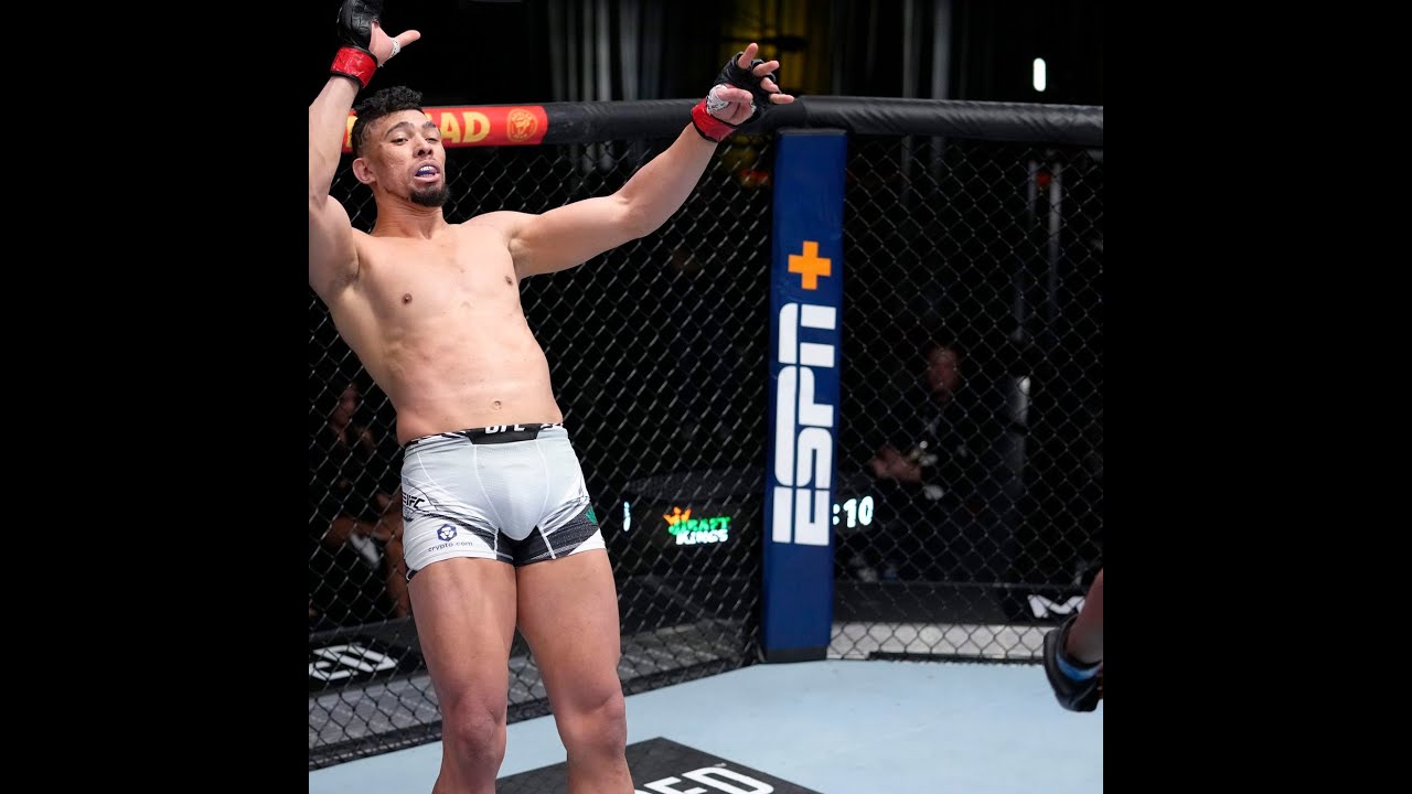 Johnny Walker...ladies and gentlemen ...#ufc #ufcfightnight #Johnny #walker #hill