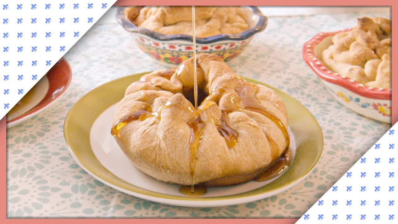 Taste of Acadia ~ Poutine à trou! (Acadian baked apple dumplings)