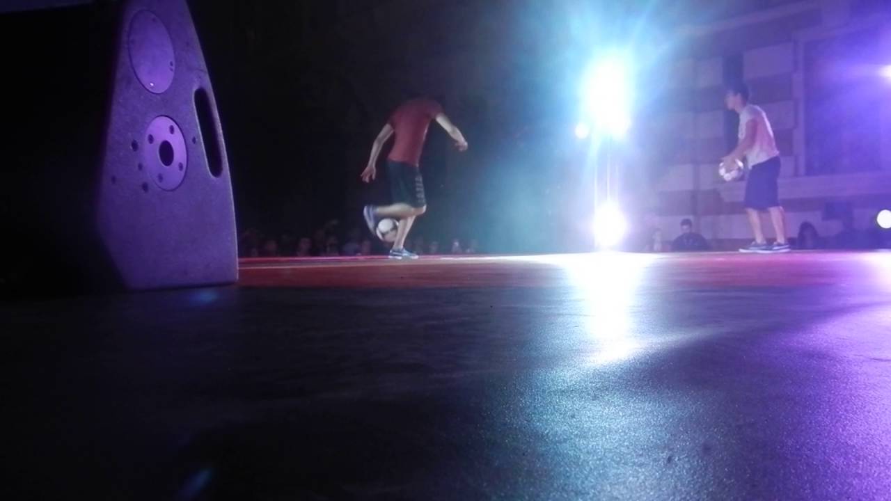 Intralot Freestyle Challenge - Luca Chiarvesio vs Davide Pisani [Top8] FOOTWORK TEAM