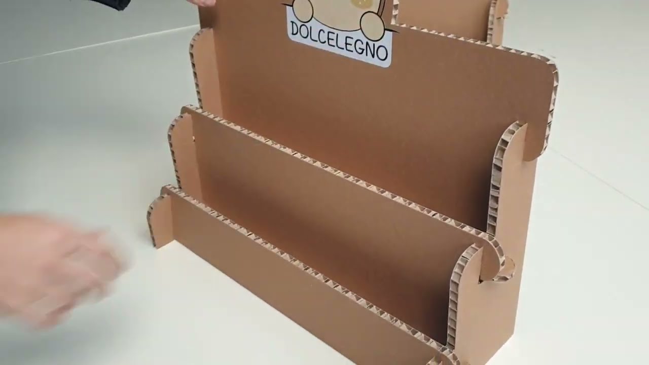 assembling display for dolcelegno