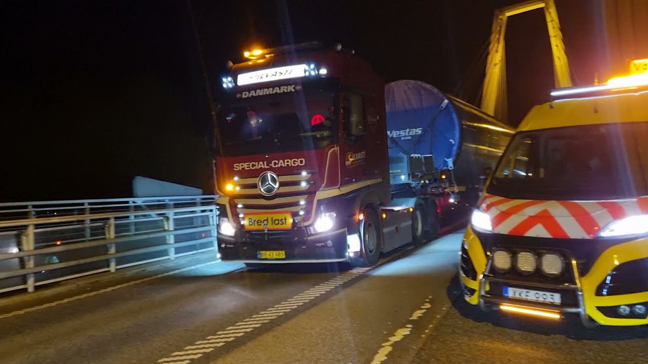 VTL closing of a a lane on a bridge im Ume&aring;, Sweden
