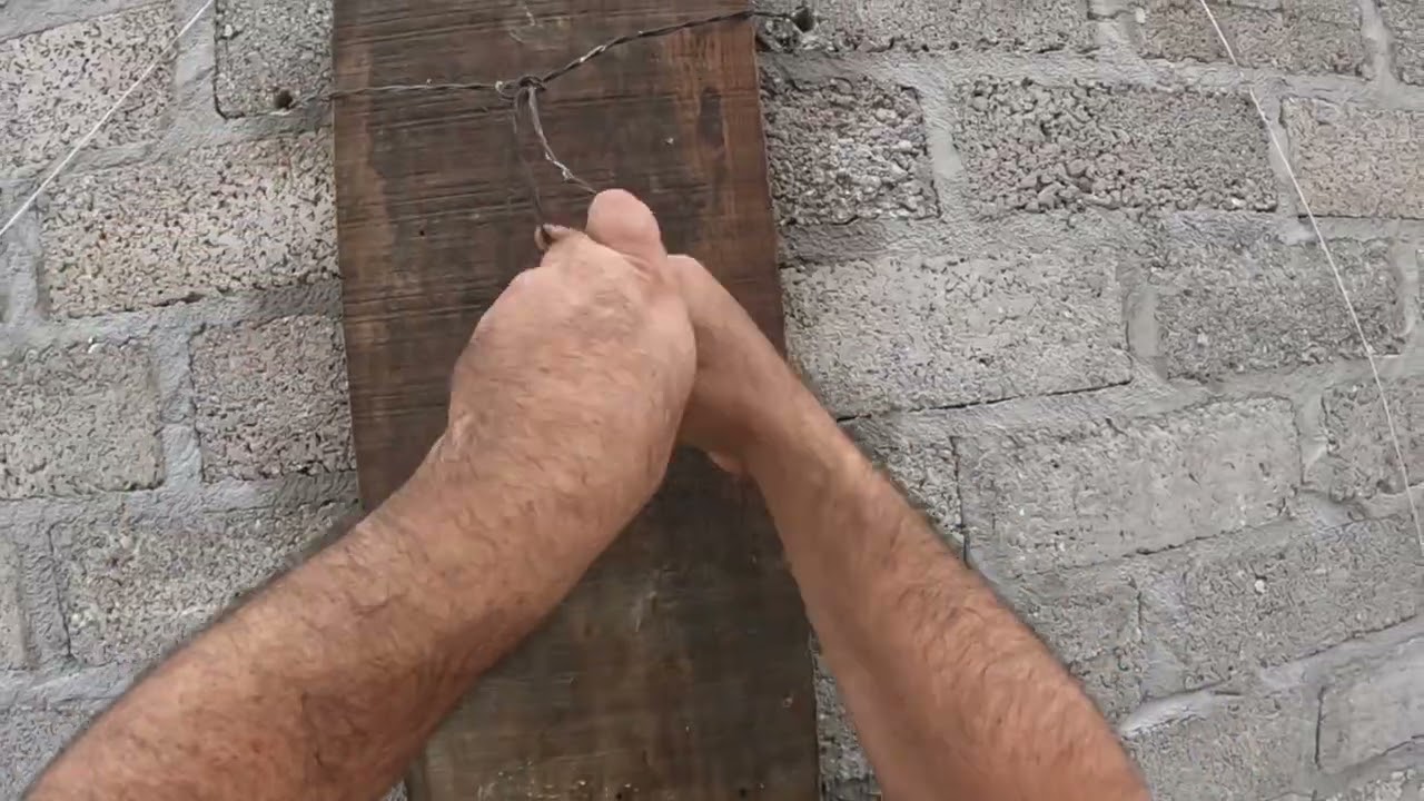 QUITANDO LAS TABLAS DE LOS CASTILLOS QUE COLAMOS AYER