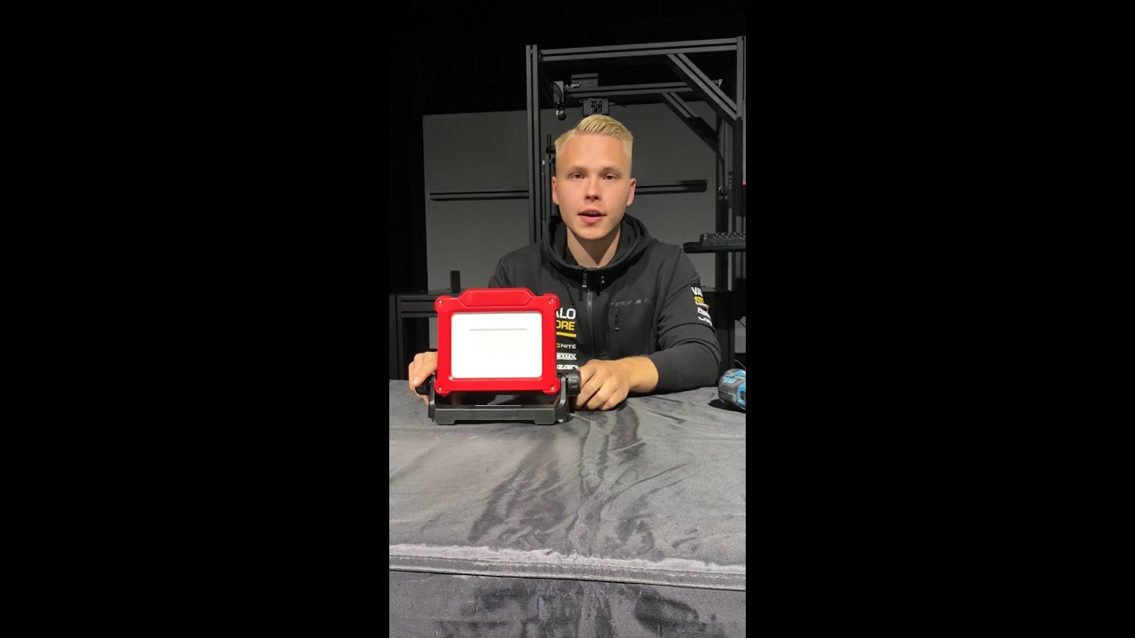 MASTERLUX 840 - TY&Ouml;VALO PORAKONEEN AKUILLE