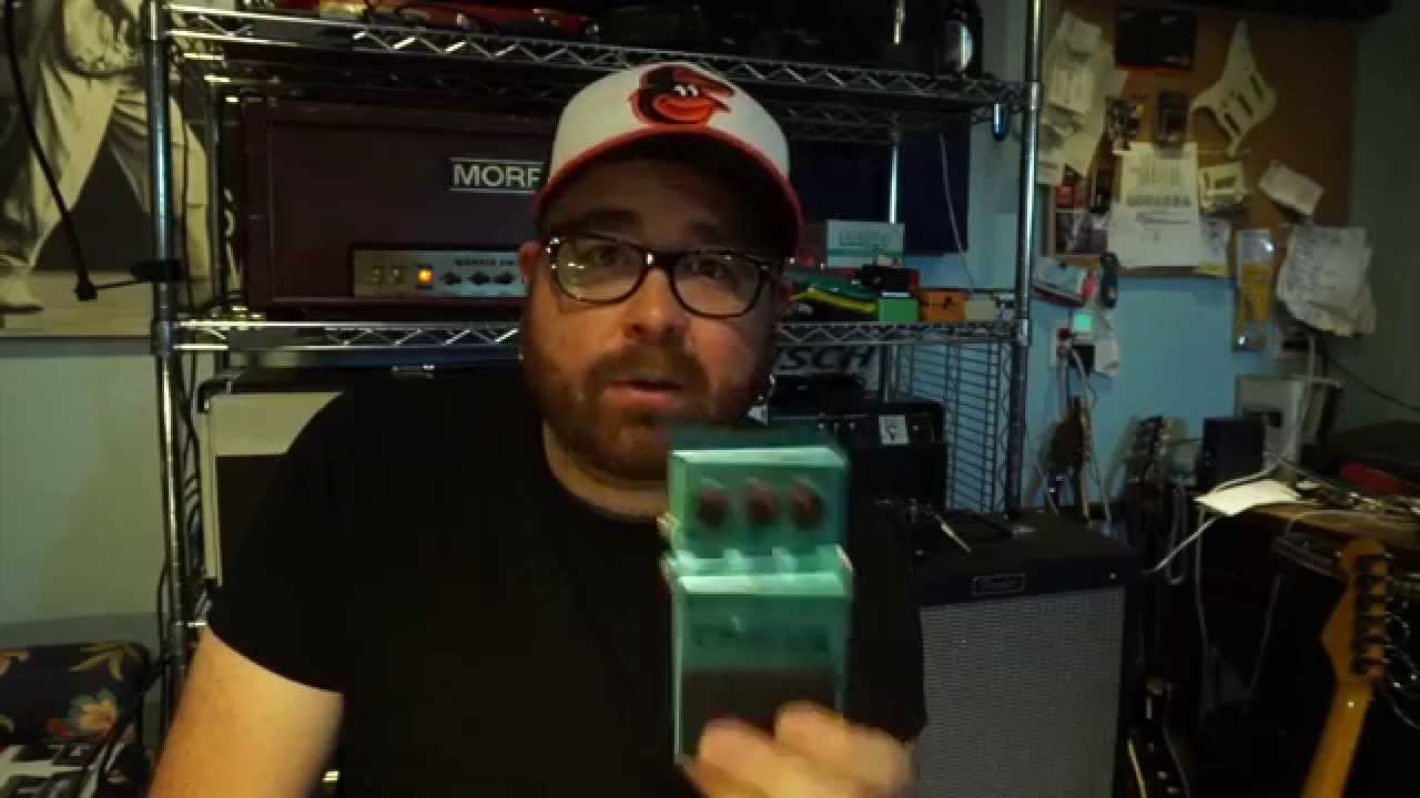 Guide to hooking up two guitar amps together
