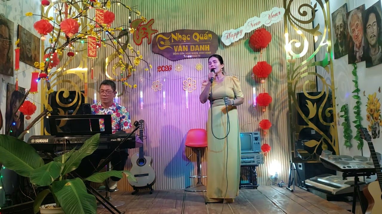 Xuân này con về mẹ ở đâu. Tb: Bích Vân