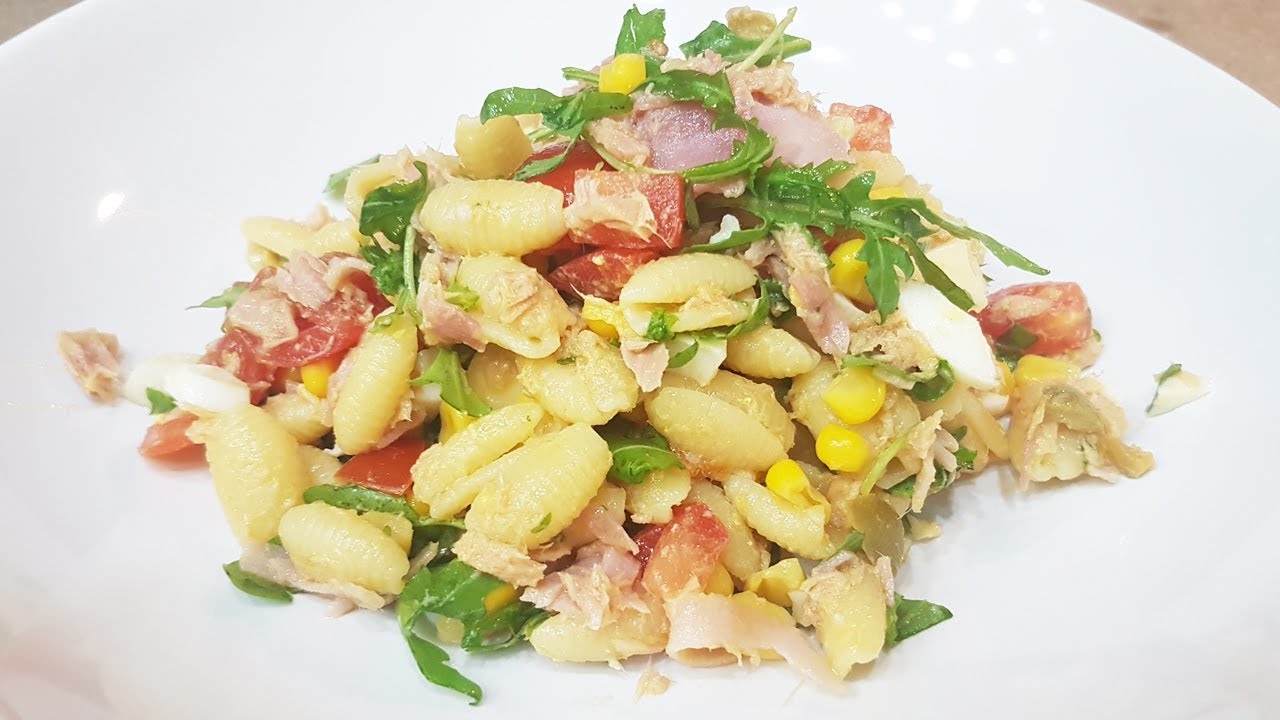 INSALATA DI PASTA FREDDA SFIZIOSA, GUSTOSA RICETTA CLASSICA E COMPLETA | FoodVlogger