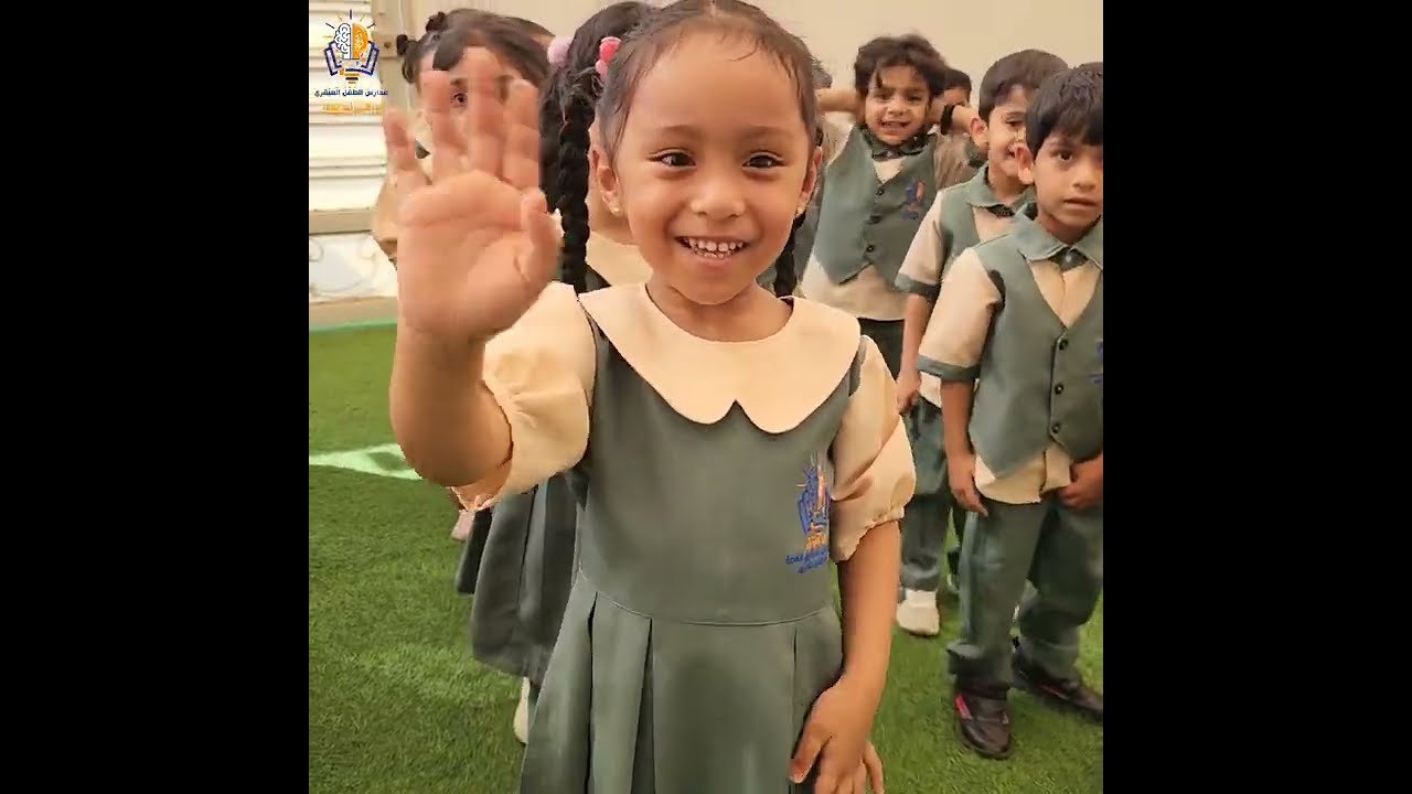 طابور الصباح(بقيادة العباقرة)