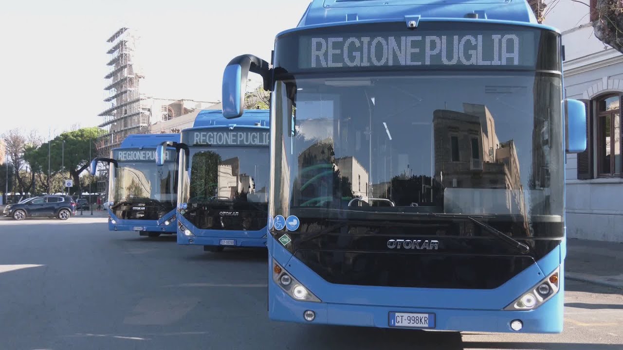 Nuovi bus a metano all'Amet di Trani, la consegna