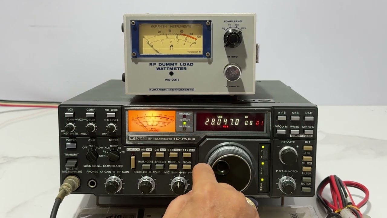 Icom IC-750A HF 150W Open Freq