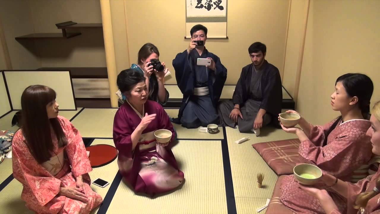 The Third Festival of Japan Culture Academy in Tokyo : Tea ceremony and flower arrangement 02