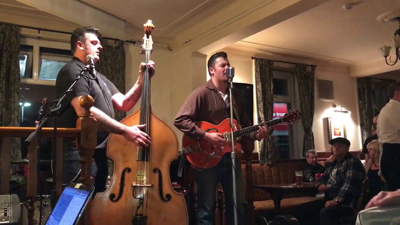 THE STRAIGHT ACES