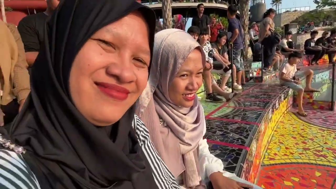 DARI PASAR NGASEM YANG KESIANGAN HINGGA KE OBELIX SEA VIEW