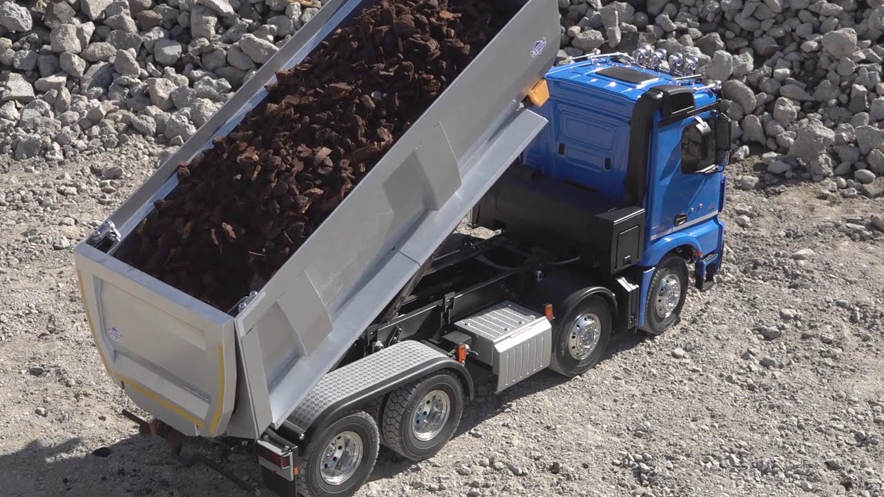 TAMIYA 1 14 R C MERCEDES BENZ AROCS 4151 8x4 TIPPER TRUCK