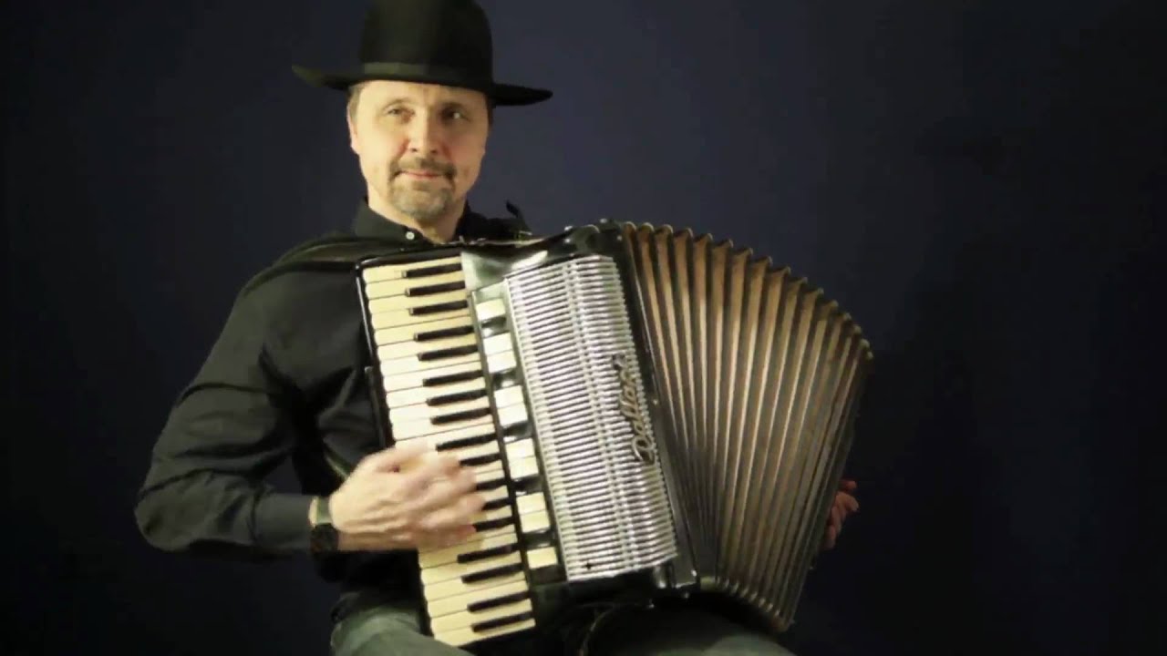 Virtuos Accordion - Edo Krilic, Sar-Pari waltz    http://edokrilic.com/indexUK.html