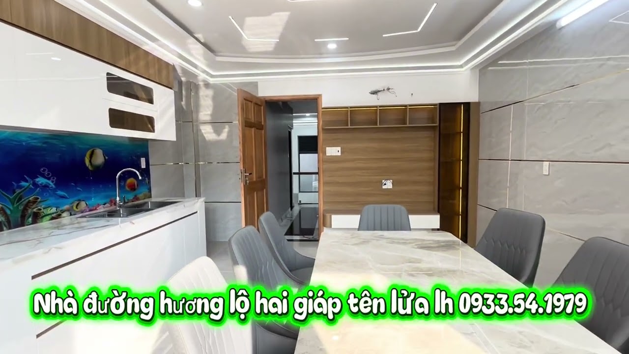 Nhà hương lộ hai ngã tư bốn xã dt 4,5 x14 đúc 4,5 tầng thang máy 450kg giá 8.5 tỷ tl lh 0933.54.1979
