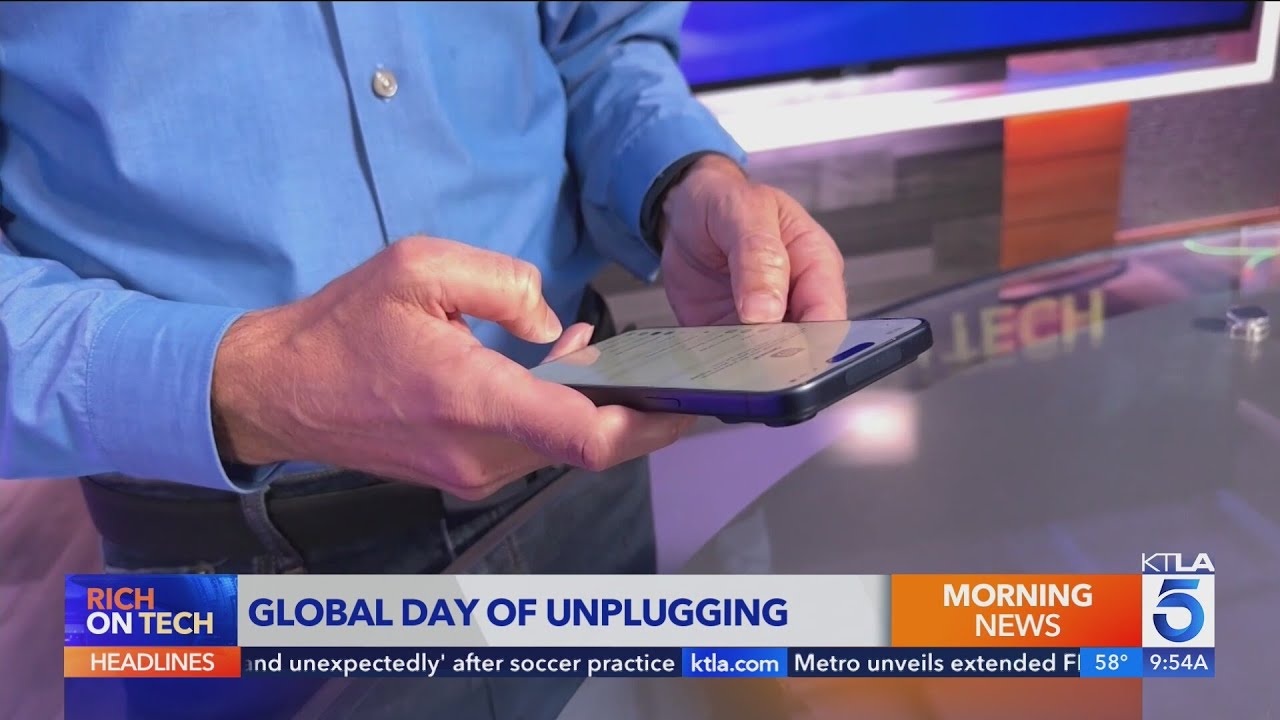 Why people are turning off their phones for a day - Rich On Tech