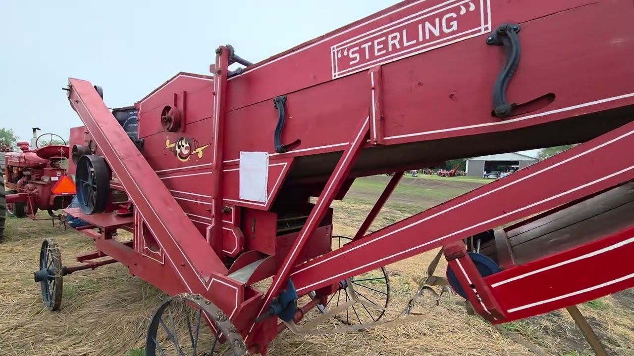 Sterling Thresher.  Built between 1915, and 1918. ( Butterfield  )