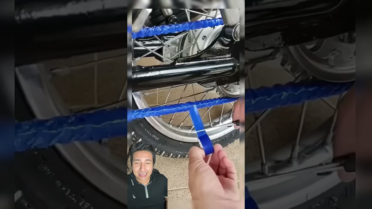 As&iacute; no se engrasa una cadena de una moto #mecanica #autos #taller