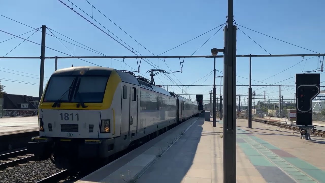 NMBS HLE 18 + I6 + I10 + I11 + M7 | M7 IN MIDDEN | EXP 18346 Oostende - Leuven | Gent-Sint-Pieters