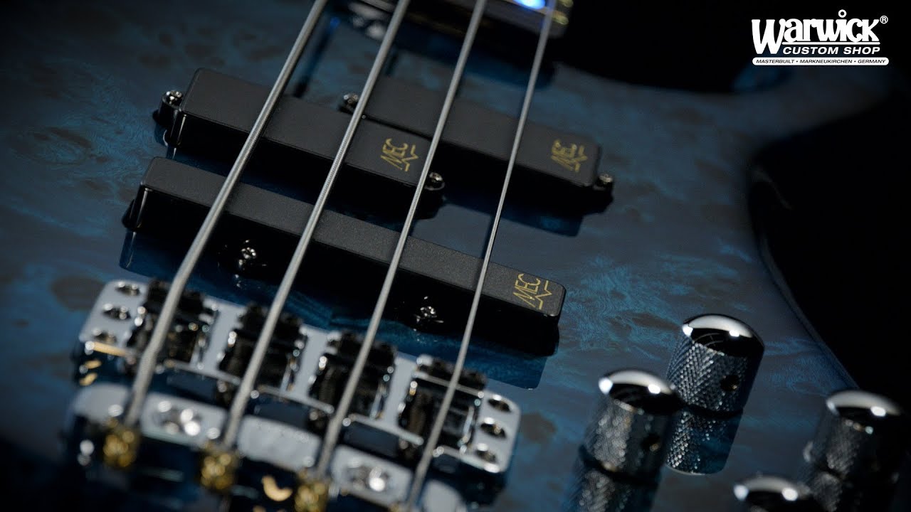 Warwick Custom Shop Masterbuilt - Stuart Zender - 1
