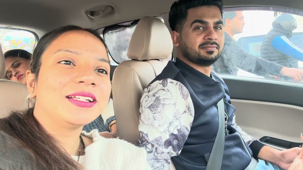 Front seat par bethne ke liye hui behas 🫣😂 #vlog #love ajayshruvlogs #trending 