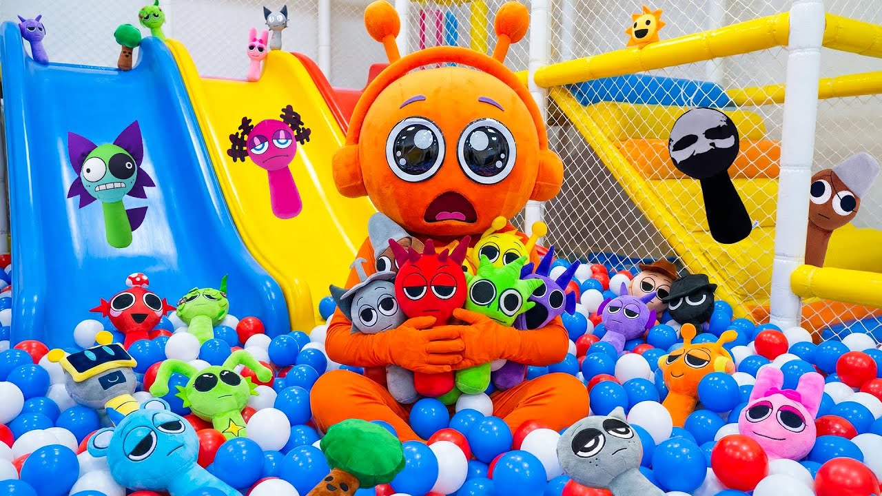 What Did Oren Find In The Giant Ball Pit?! 😨 Sprunki!