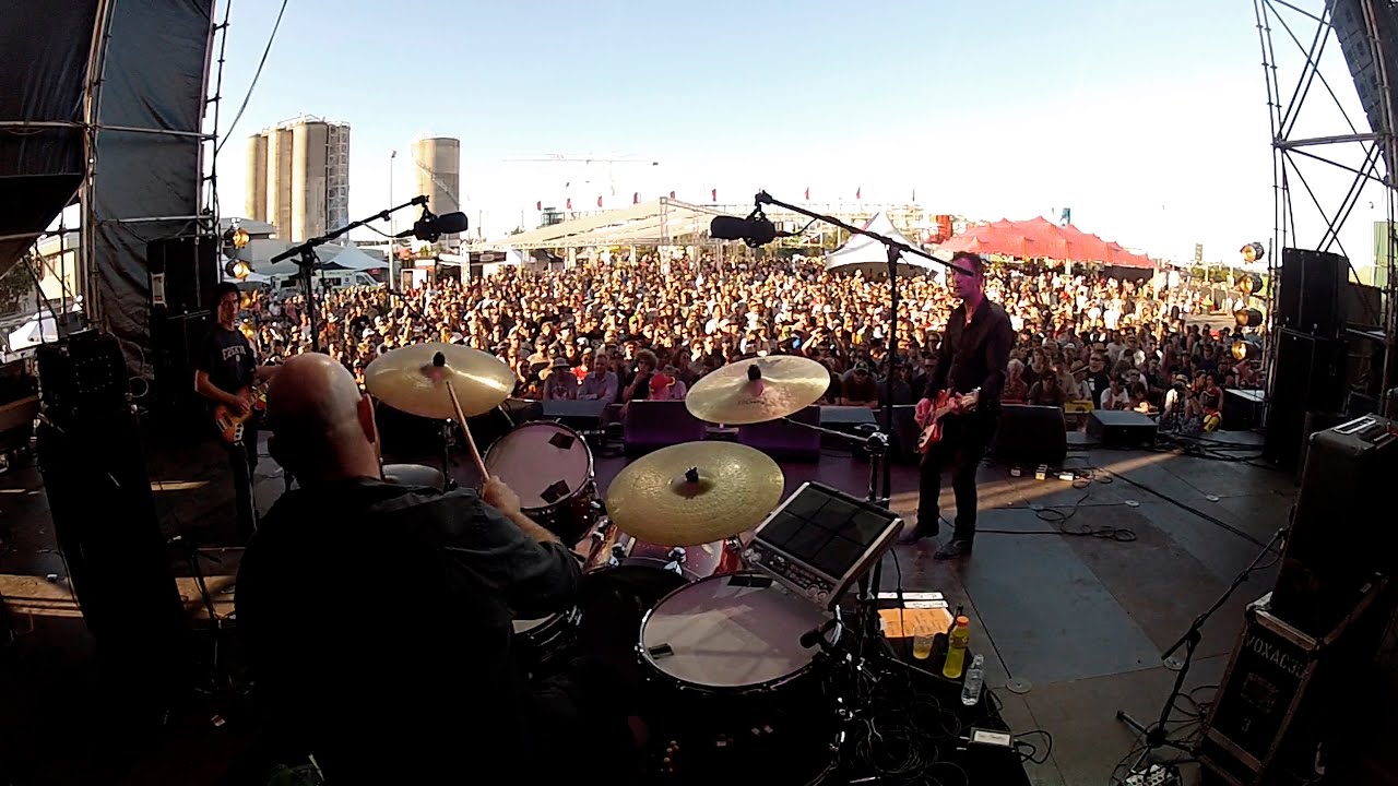 Bailterspace – Machine Song (Laneway Festival Auckland 28 Jan 2013)